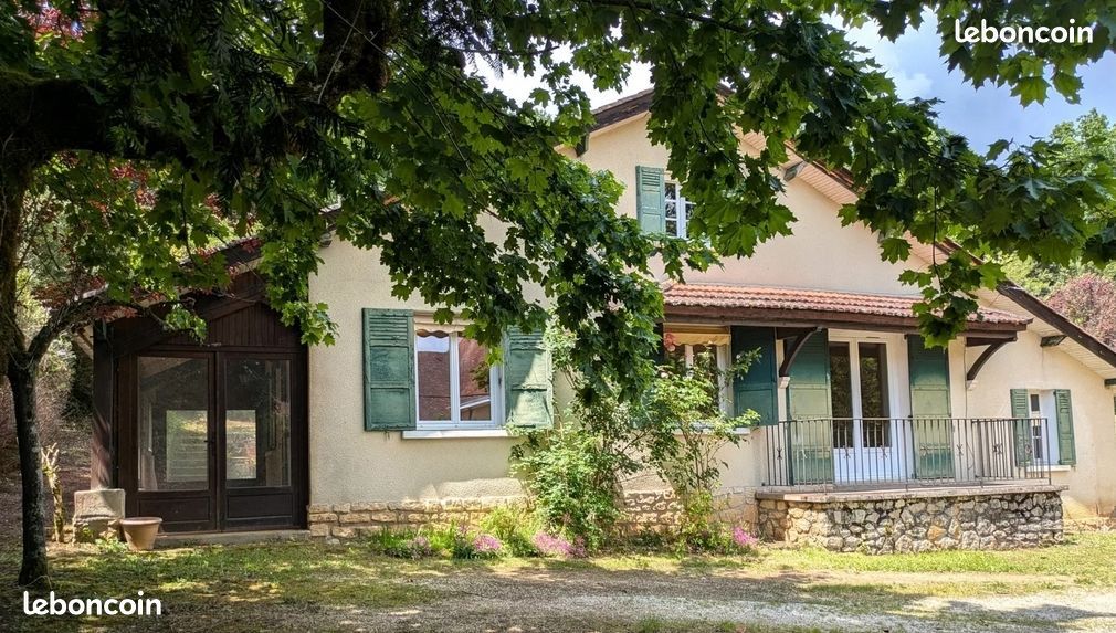 Maison 5 pièces 120 m² · à Montignac-Lascaux · 120 m² · 180 000 €