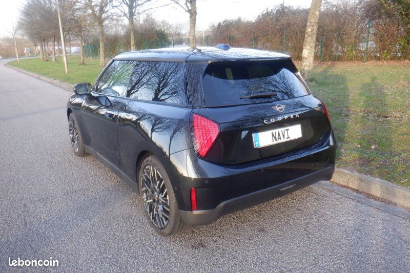 Mini MINI HATH F56 BEV LCI COOPER ELECTRIC E 184 CH FAVOURED (image 4)