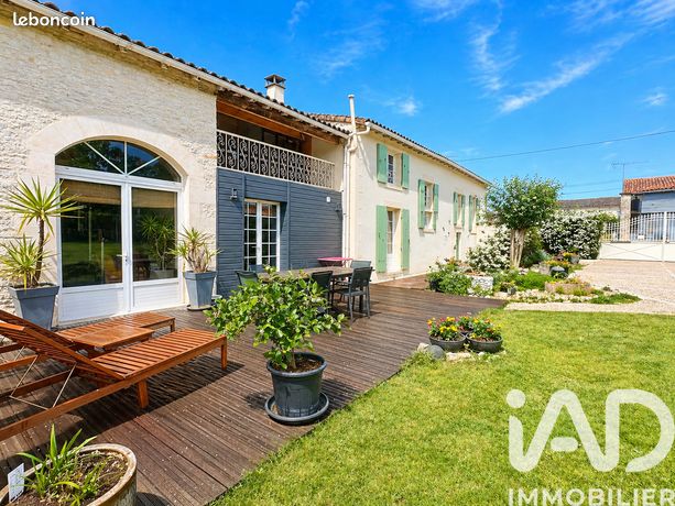 Longère 8 pièces 248 m²