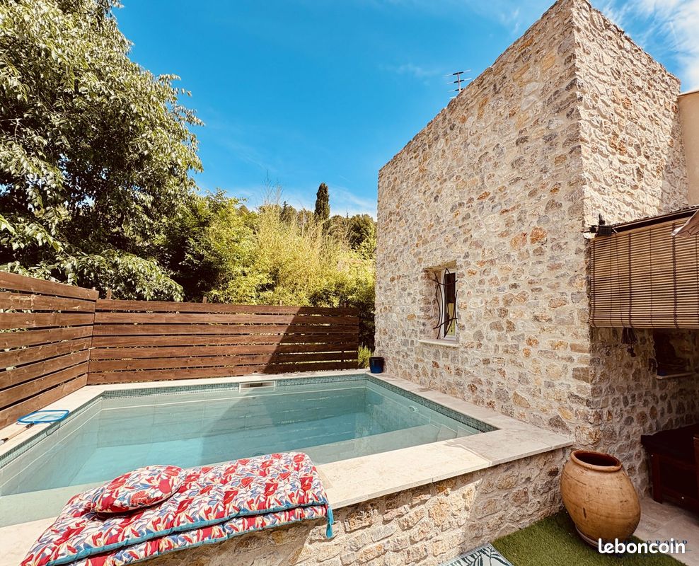 Maison 5 pièces 96 m² · à Montfort-sur-Argens · 96 m² · 340 000 €