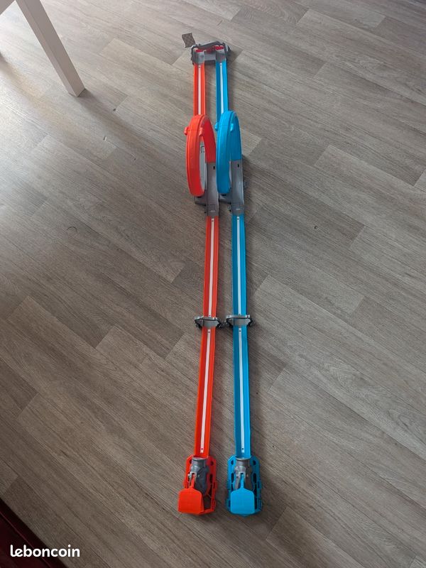 Lots jouet HOTWHEELS circuit et transporteurs (image 6)