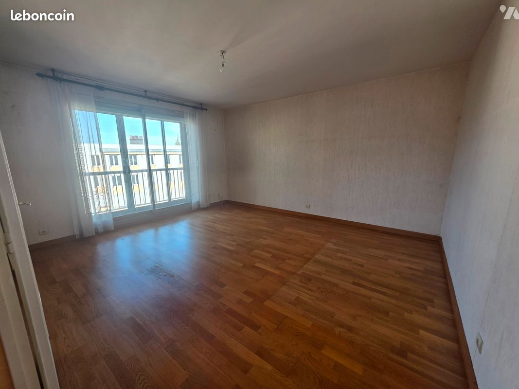 Appartement 6 pièces 80 m² · à Dijon · 80 m² · 183 000 €