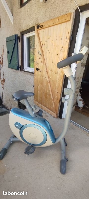 Vélo d'appartement (image 1)