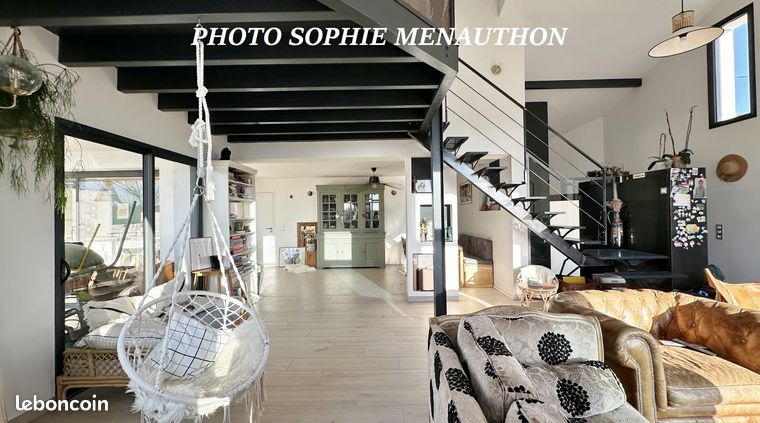 Villa 6 pièces 232 m²