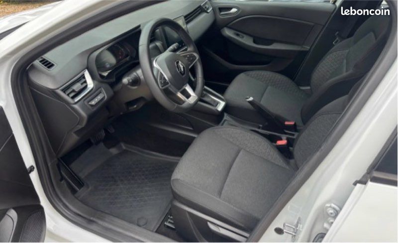 ✅ Renault Clio 5 SOCIÉTÉ HYBRIDE E-TECH 140 CH BUSINESS ➡️ 9980 Euros HT (image 5)