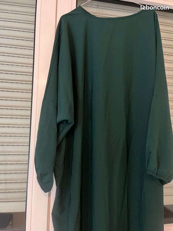 Robe longue verte (image 2)