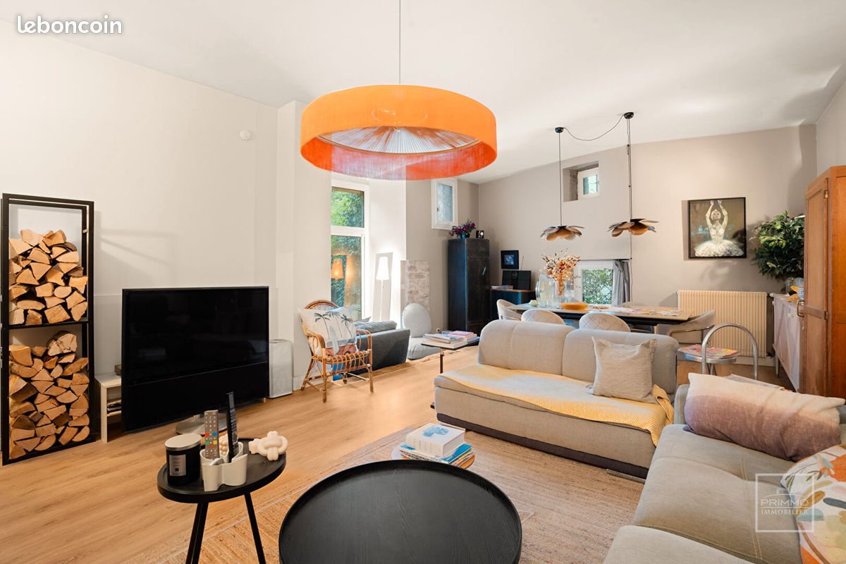 Appartement 6 pièces 172 m² · à Saint-Didier-au-Mont-d'Or · 172 m² · 525 000 €
