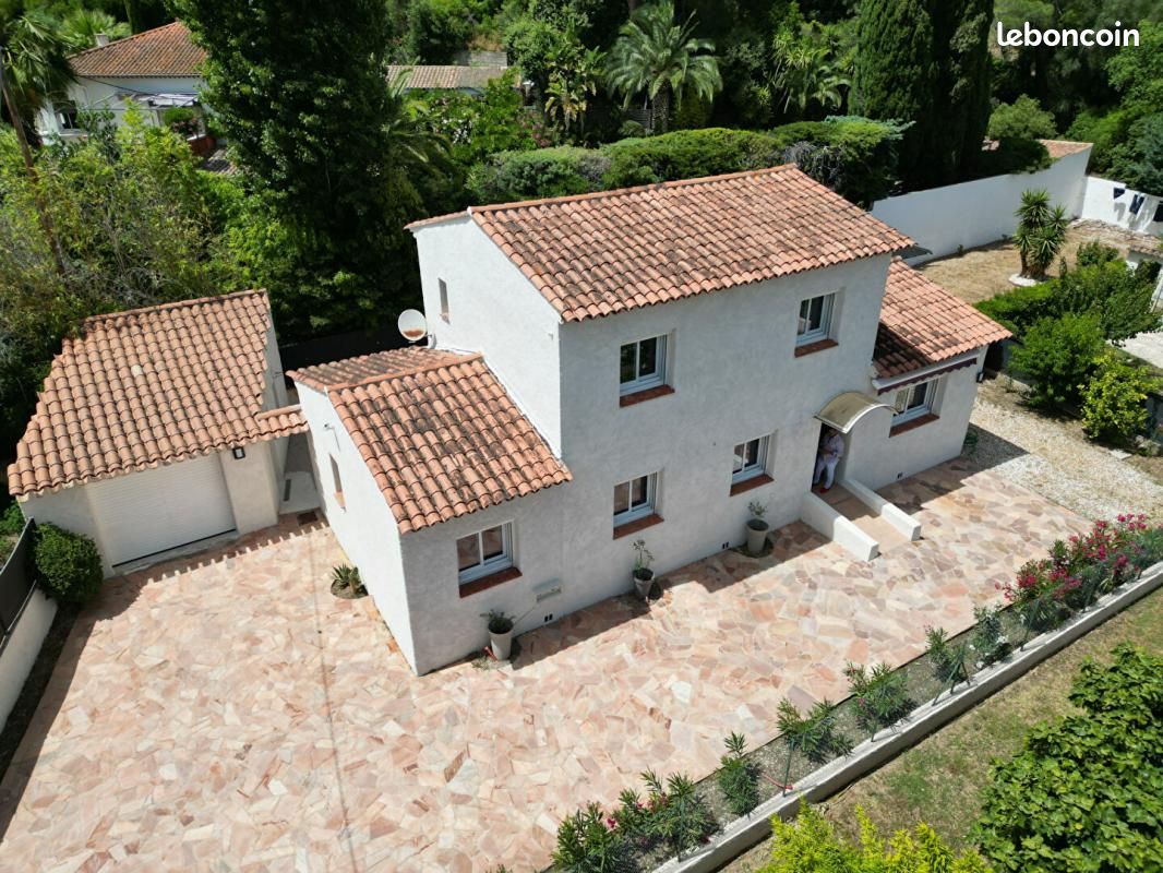 Maison 4 pièces 104 m² · à Sainte-Maxime · 104 m² · 709 000 €