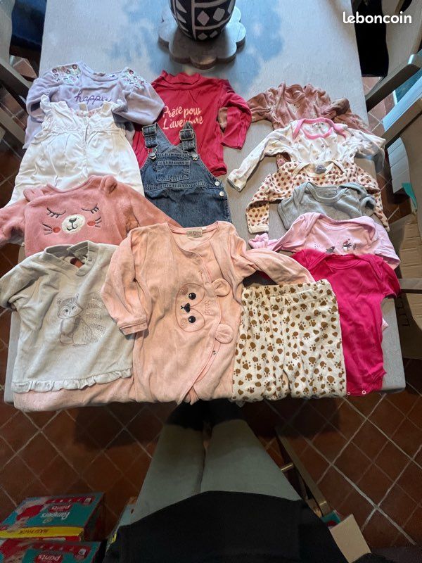 Lot de vêtement bébé 12 mois (image 3)