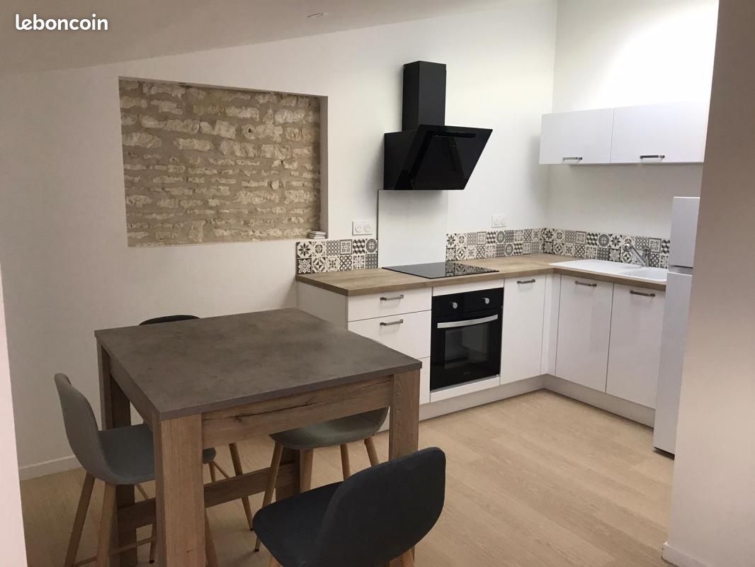 Immeuble 84 m² · à Niort · 84 m² · 291 200 €