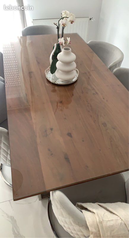 Table à manger acacias (vrai bois ) (image 2)
