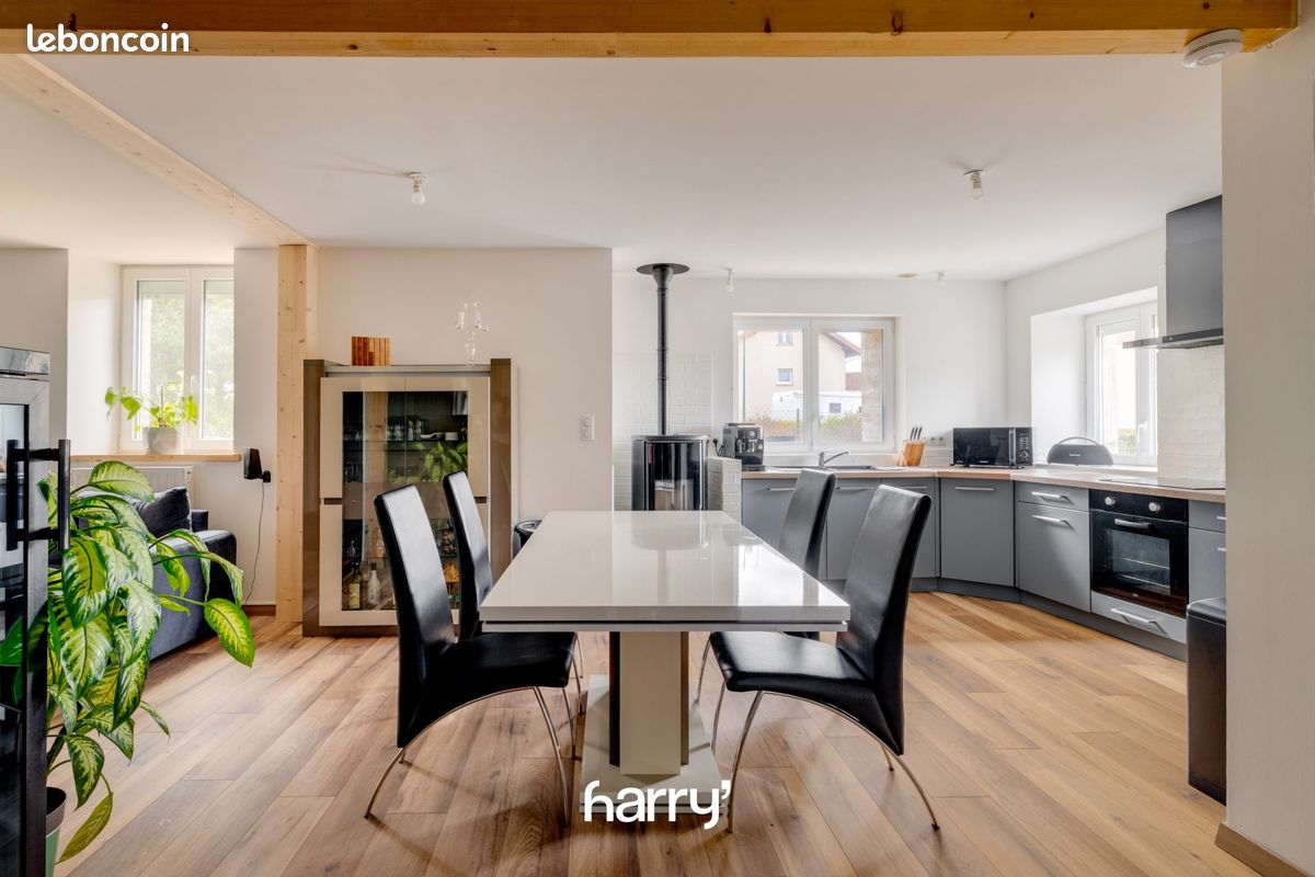 Appartement 5 pièces 77 m² · à Doubs · 77 m² · 235 000 €