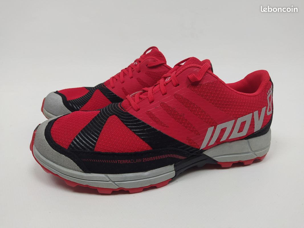 Trail Running Inov Terraclaw 250 Womens Running Shoes Inov