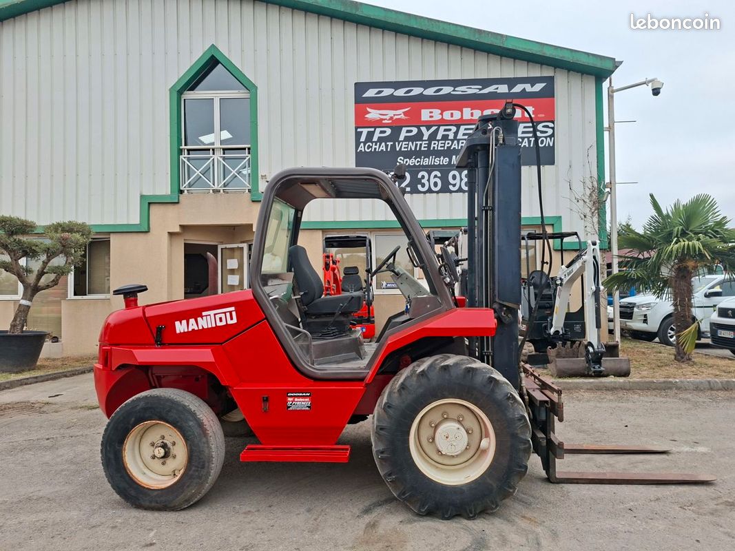 Élévateur manitou (image 1)