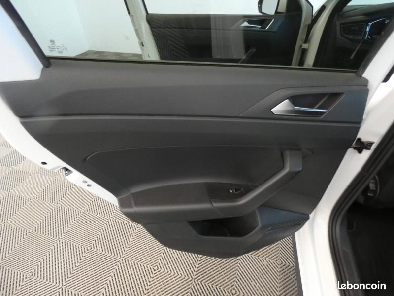 Volkswagen Polo 1.0 TSI 95ch R-Line DSG7 (image 12)