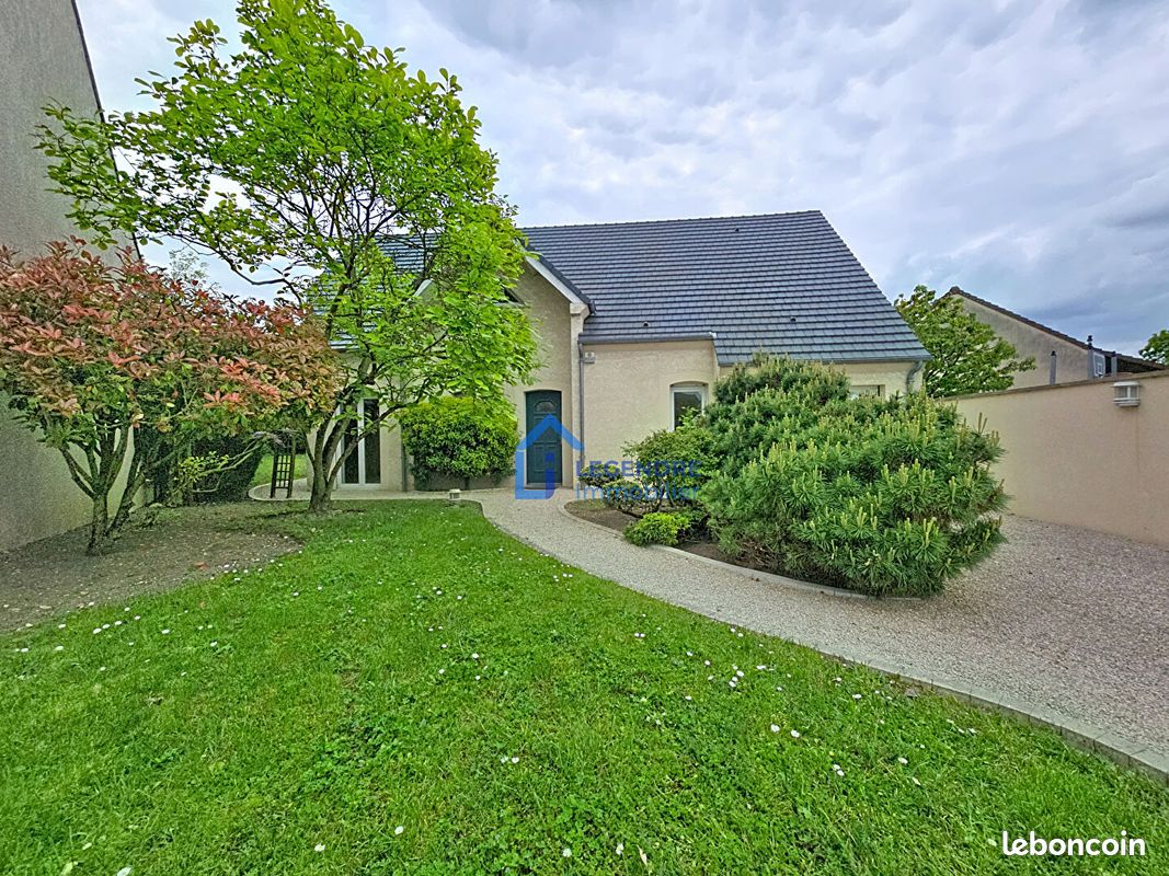 Maison 6 pièces 143 m² · à Pierrelaye · 143 m² · 485 000 €