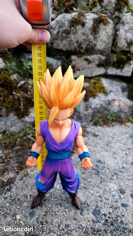 GxMateria The Son Gohan Super Saiyan 2 : La figurine Dragon Ball Z d'un Kamehameha mythique
