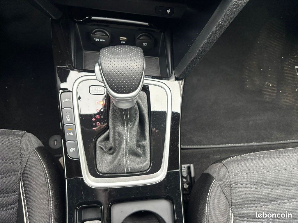 Kia Pro_cee'd PROCEED III 1.5 T-GDI 160 CH DCT7 GT Line (image 23)