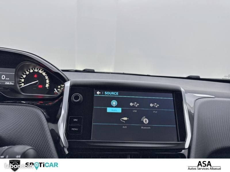 Peugeot 208 1.2 PureTech 110ch Allure S&S 5p (image 19)