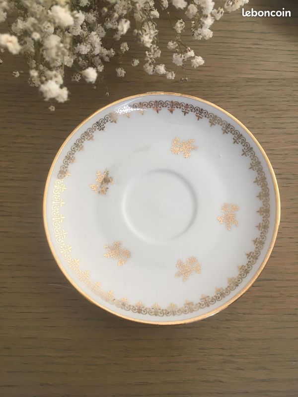 Tasses à café et sucrier en porcelaine ancienne (image 6)