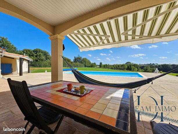Maison 5 pièces 195 m²
