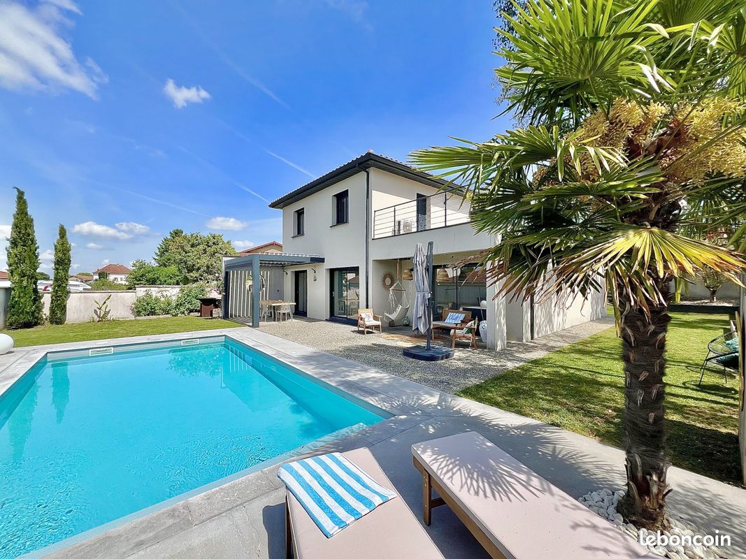 Maison 5 pièces 135 m² · à Colombier-Saugnieu · 135 m² · 589 000 €