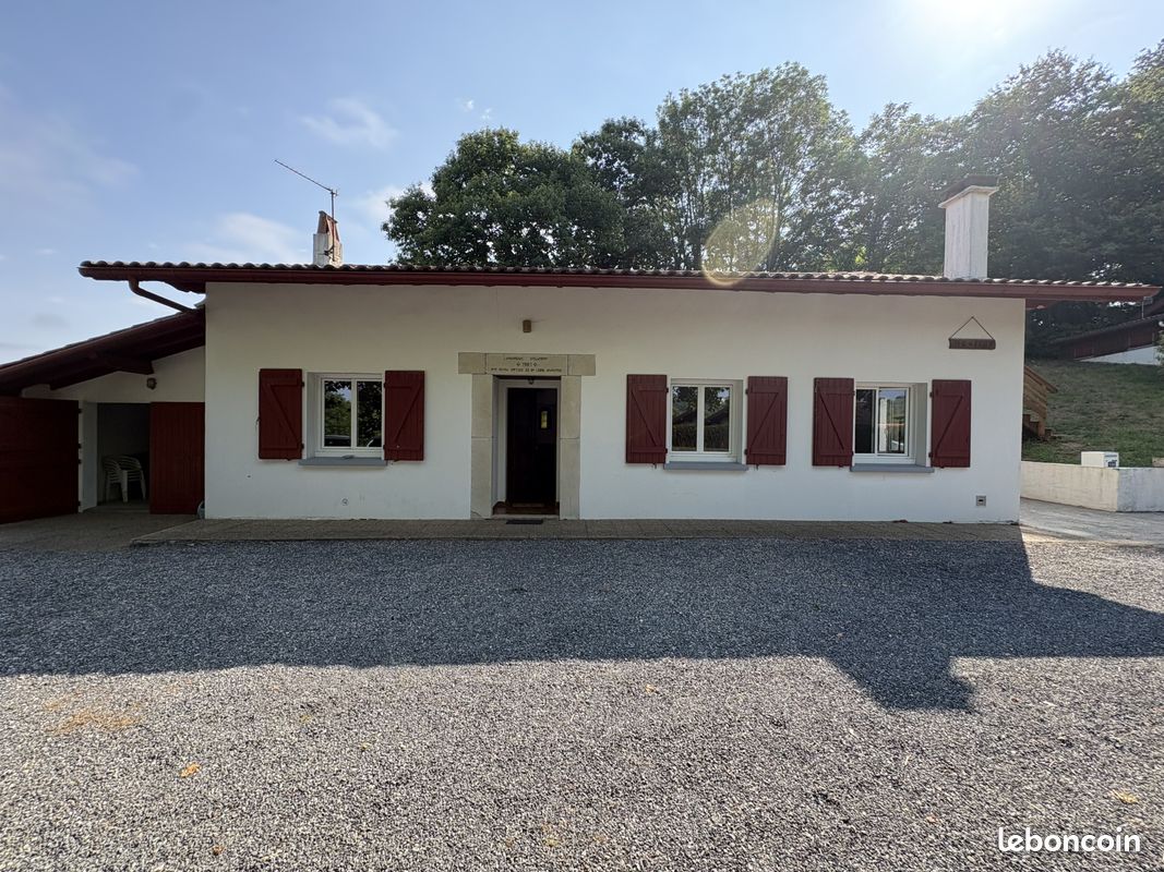 Maison 4 pièces 106 m² · à Mendionde · 106 m² · 1 300 €/mois