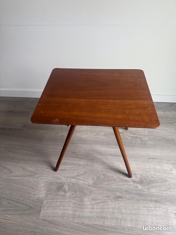 Table d’appoint (image 1)