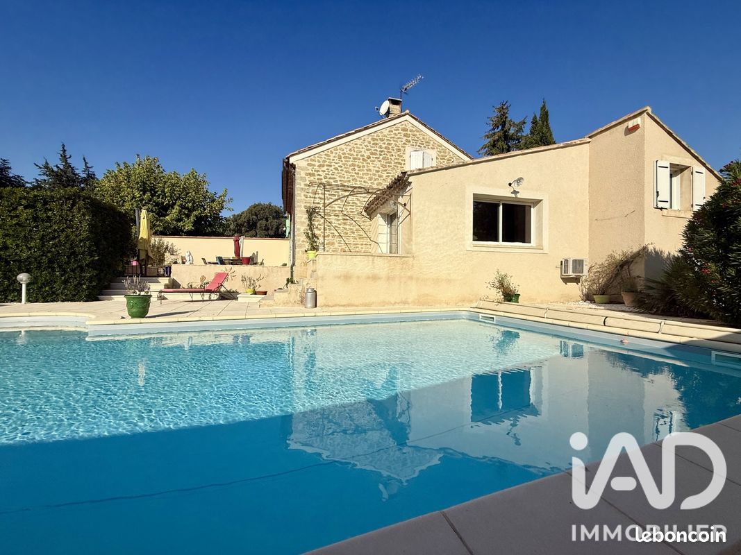 Maison 5 pièces 141 m² · à Sarrians · 141 m² · 665 500 €