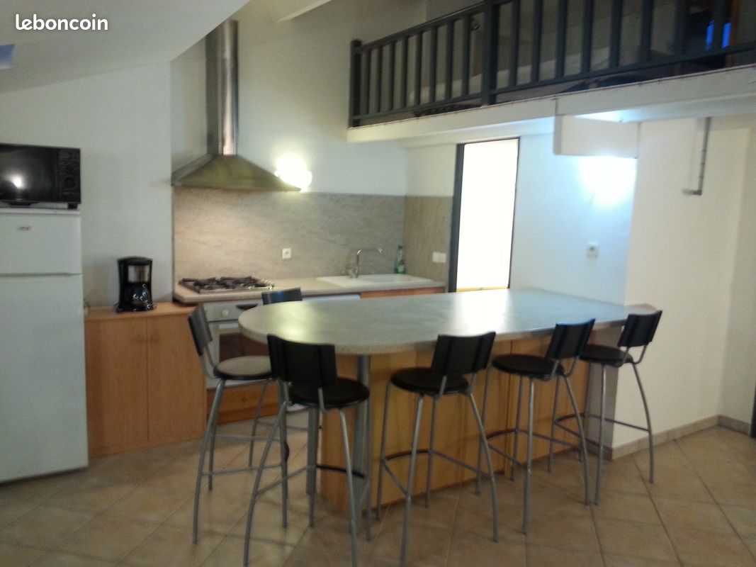Appartement 1 pièce 29 m² · à Signes · 29 m² · 640 €/mois