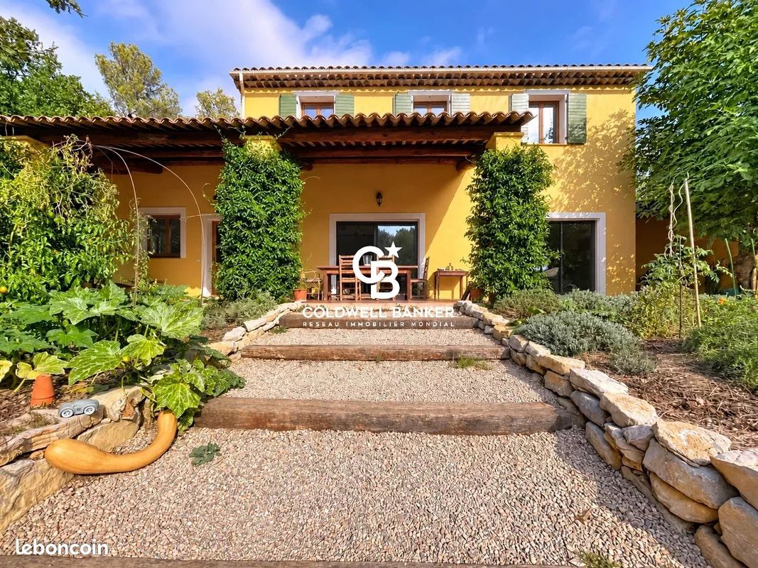 Maison 7 pièces 209 m² · à Fayence · 209 m² · 749 000 €