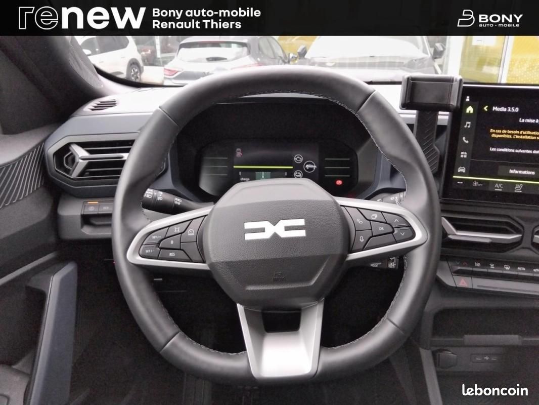 Dacia Duster Hybrid 140 Journey (image 15)