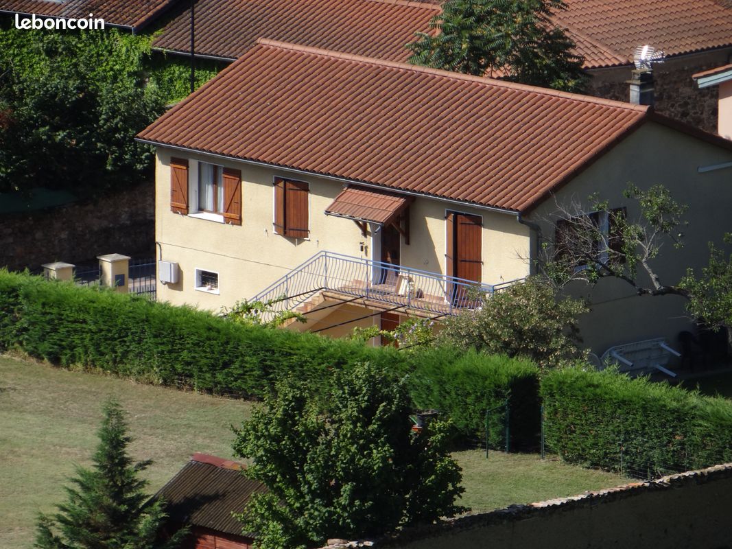 Maison 5 pièces 130 m² · à Ampuis · 130 m² · 1 360 €/mois