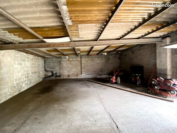 Garage 62m2