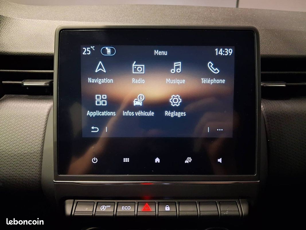 RENAULT Clio Blue dCi 100 - 21N Business (image 21)