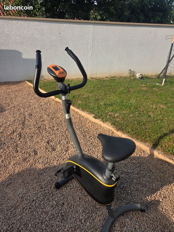Vélo d appartement (image 3)