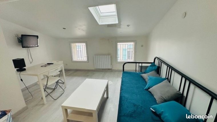 Studio 1 pièce 25 m²