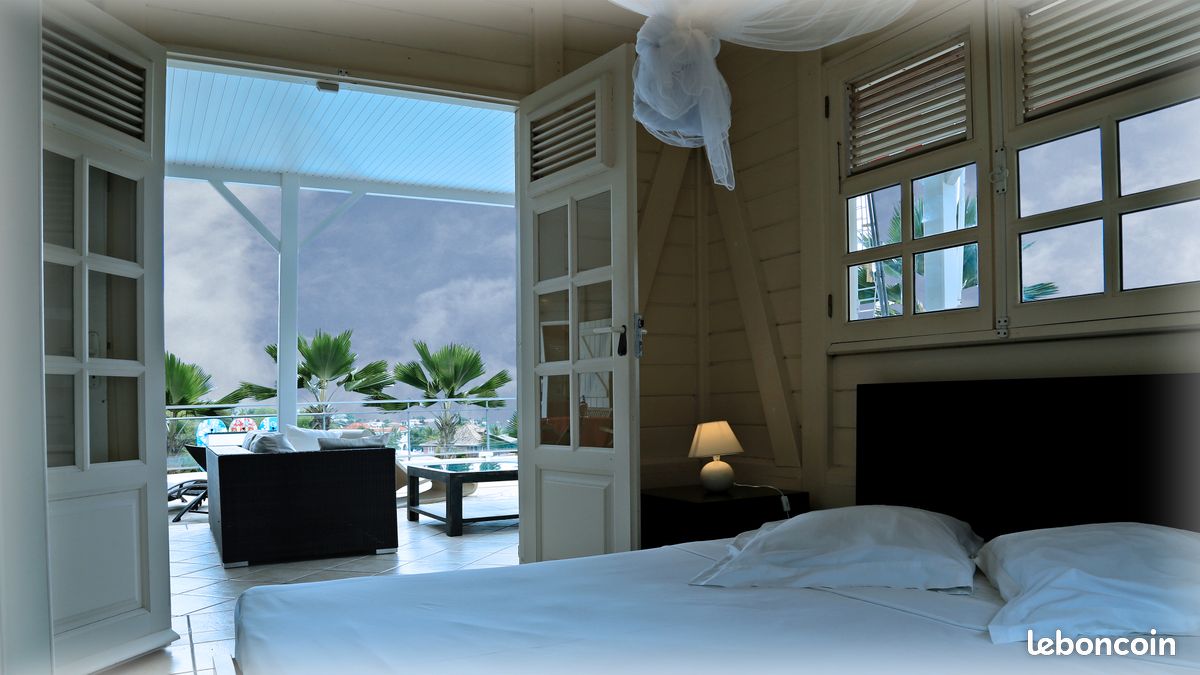 Villa K'Line, Piscine privée avec magnifique vue mer aux Trois-Ilets (image 10)