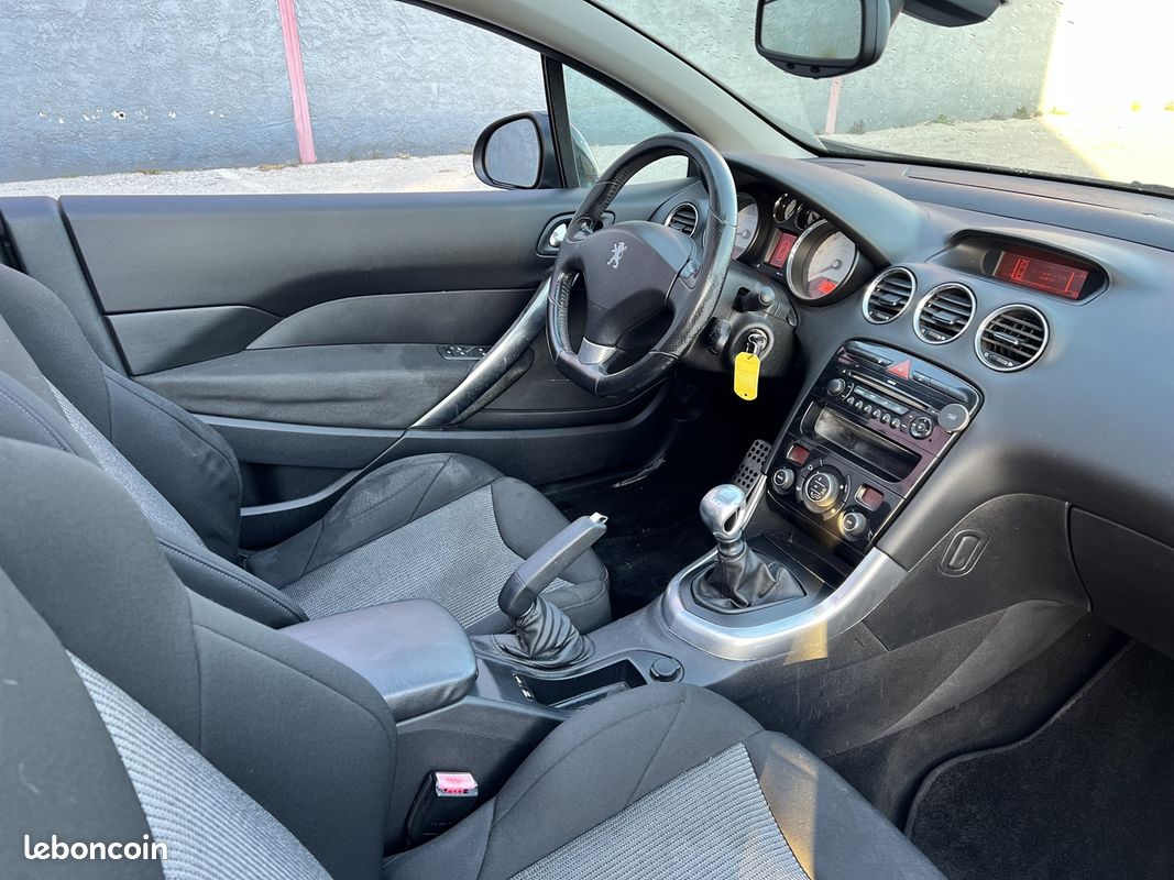 Peugeot 308 CC 1.6 THP 16V SPORT PACK (image 9)