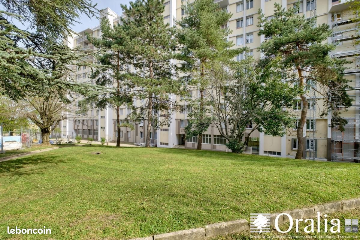 Appartement 4 pièces 76 m² · à La Mulatière · 76 m² · 159 000 €