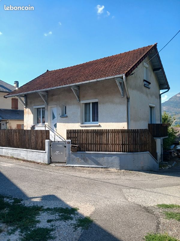 Maison 3 pièces 80 m² · à Saint-Jean-de-Chevelu · 80 m² · 275 000 €