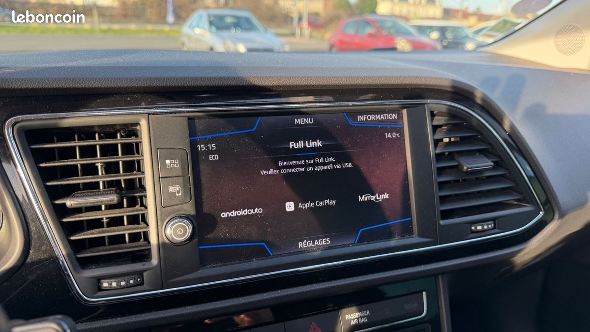 SEAT Leon 1.5 TSI 150 ACT FR DSG * REGULATEUR ADAPTATIF - APPLE CARPLAY - TOIT OUVRANT - CAMERA DE RECUL (image 21)