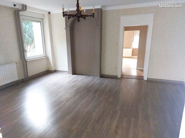Lot de deux appartements avec jardin et dépendance