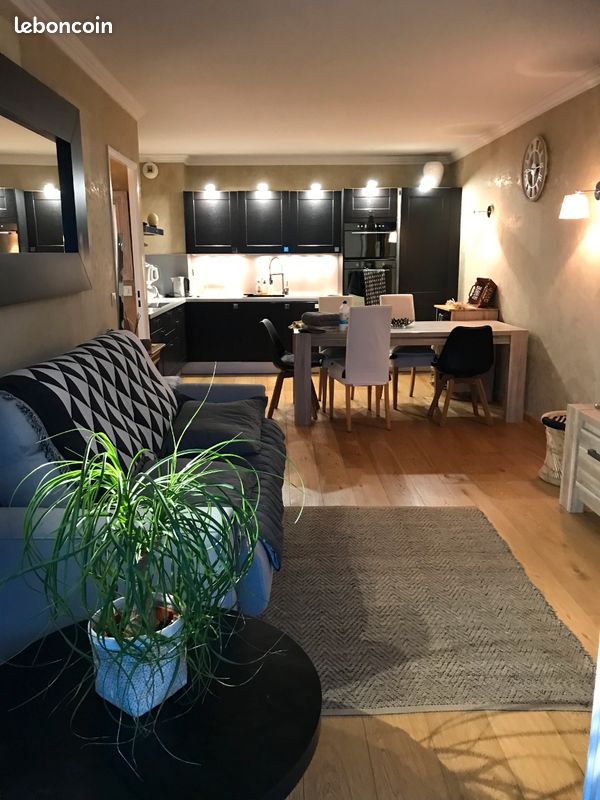 Appartement 2 pièces 45 m² · à Grasse · 45 m² · 910 €