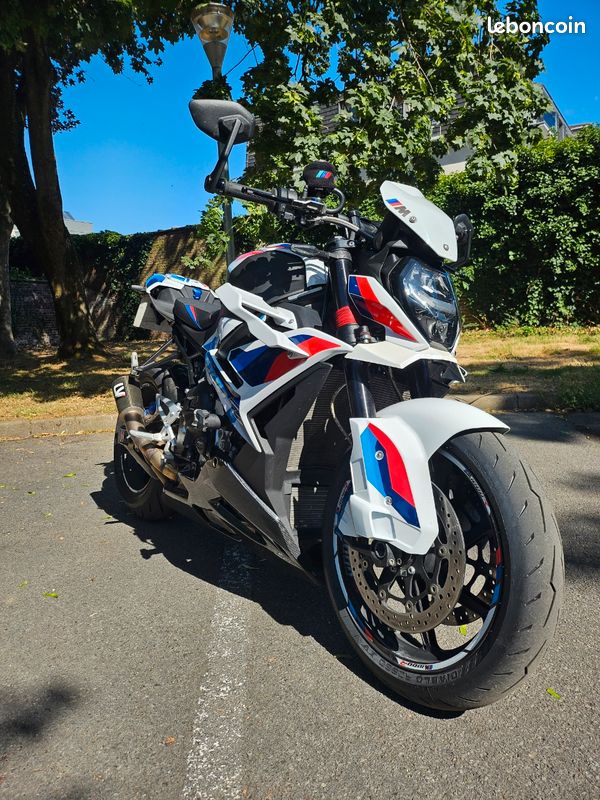Bmw m1000r (image 1)