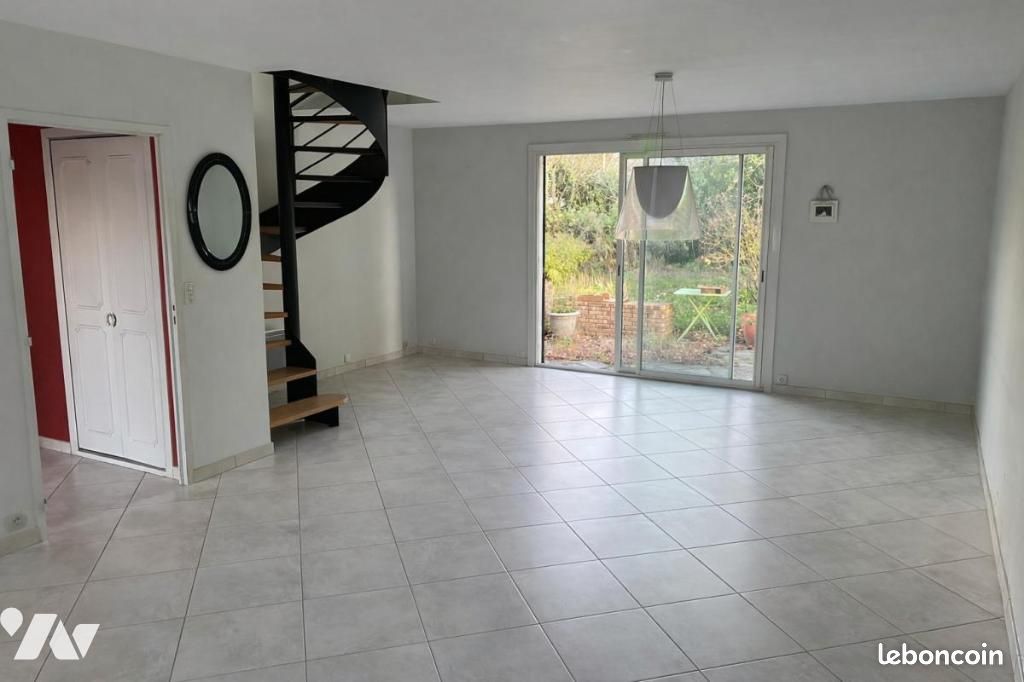 Maison 5 pièces 152 m² · à Donges · 152 m² · 243 570 €