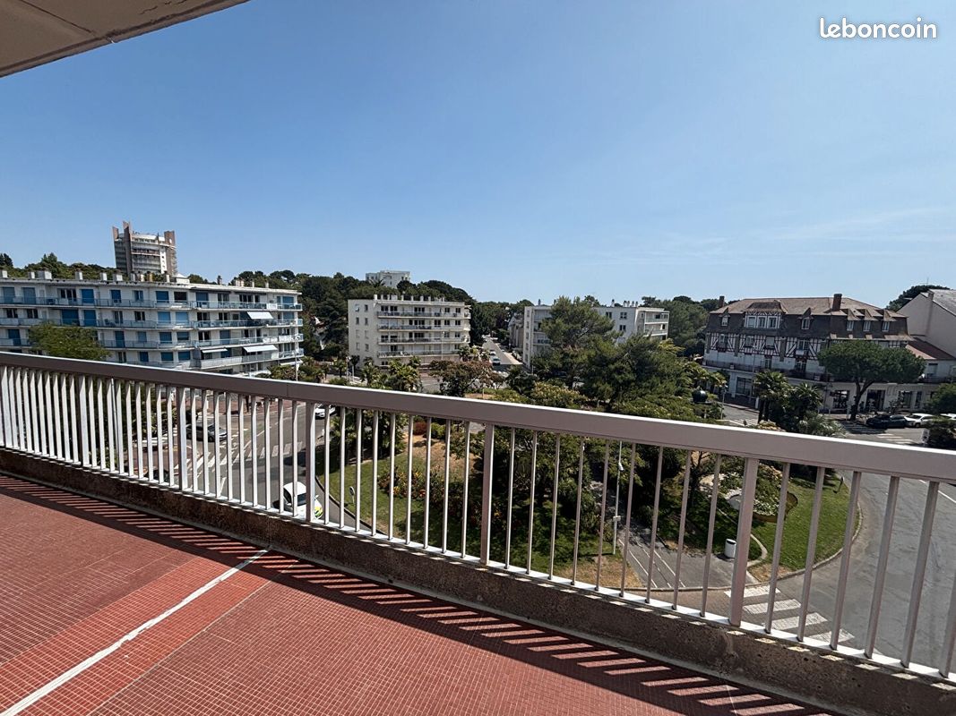 Appartement 3 pièces 67 m² · à La Baule-Escoublac · 67 m² · 1 050 €