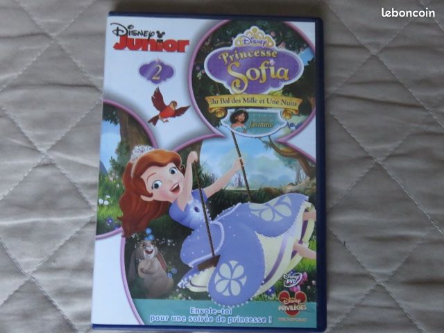 DVD Disney Princesse Sofia 2 Au Bal des Mille et Une Nuits (image 1)