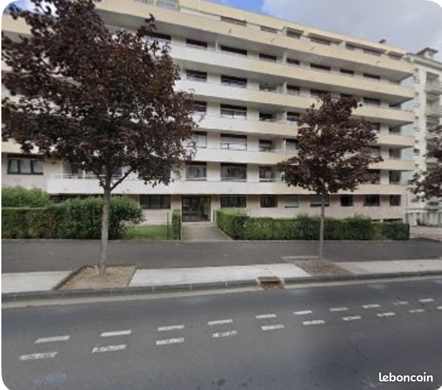 Appartement 4 pièces 96 m² · à Clermont-Ferrand · 96 m² · 225 000 €