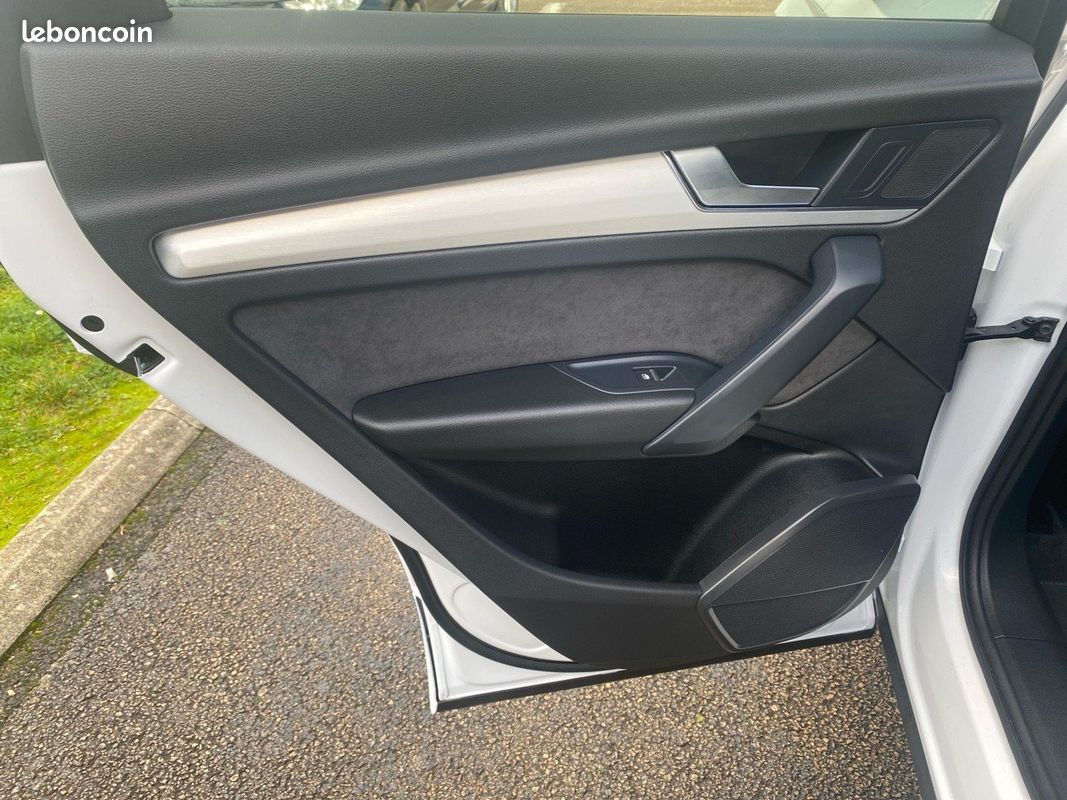 AUDI Q5 50 TFSIe 299 S tronic 7 Quattro S line (image 27)